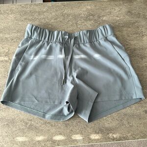 Lululemon High Waist Slate Gray Athletic shorts size 6